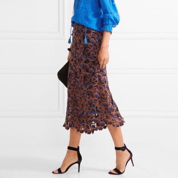 Saloni Embroidered Floral Lace Skirt, size 2. Fits like a size 0 - Picture 3 of 12